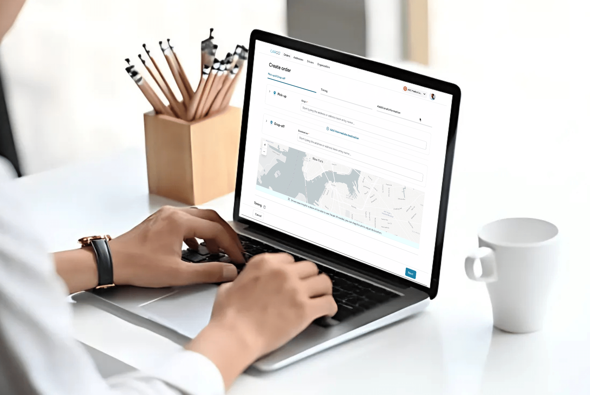 How-Real-Time-Tracking-Enhances-Delivery-Efficiency-and-Transparency-FI