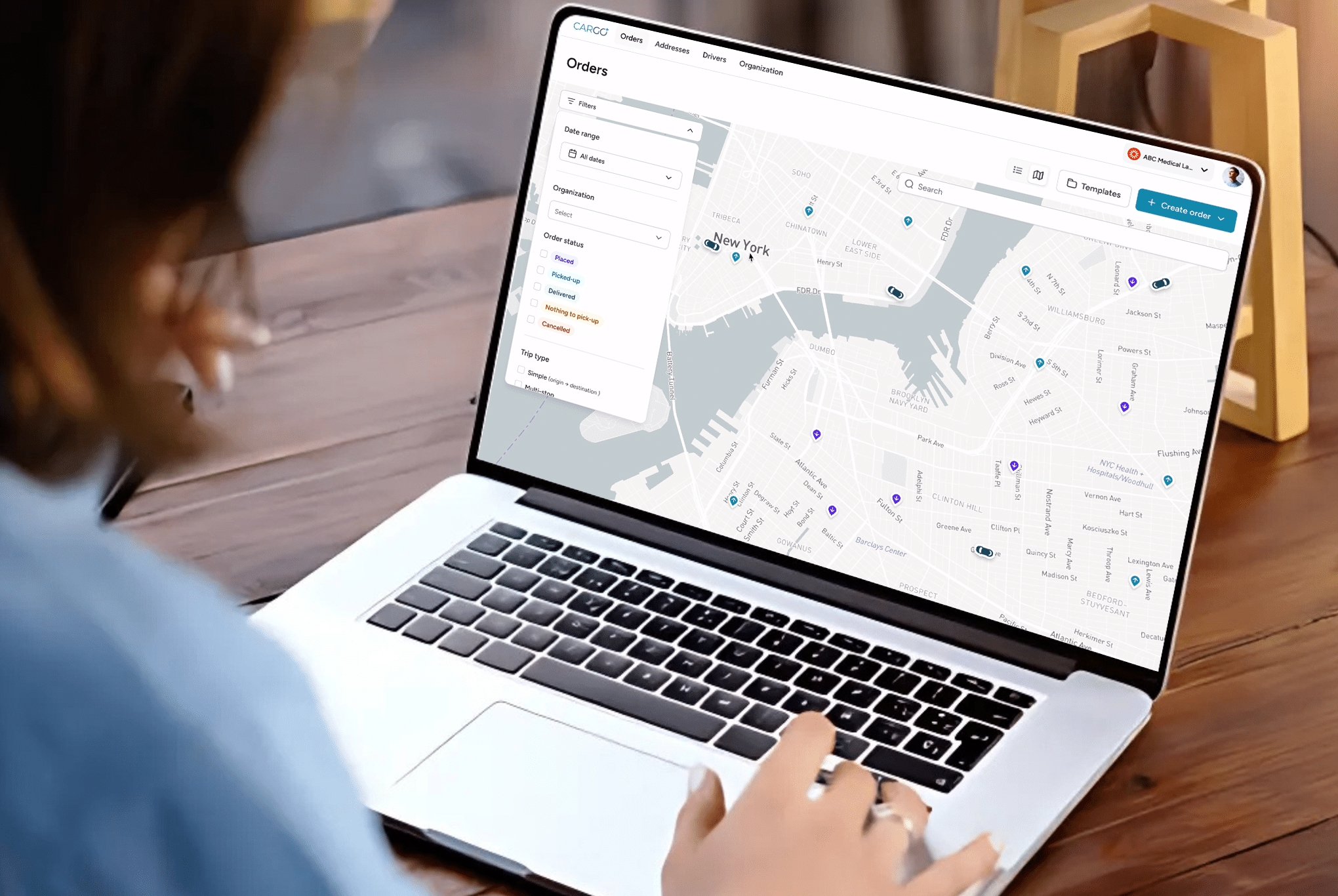 How-Real-Time-Tracking-Enhances-Healthcare-Deliveries